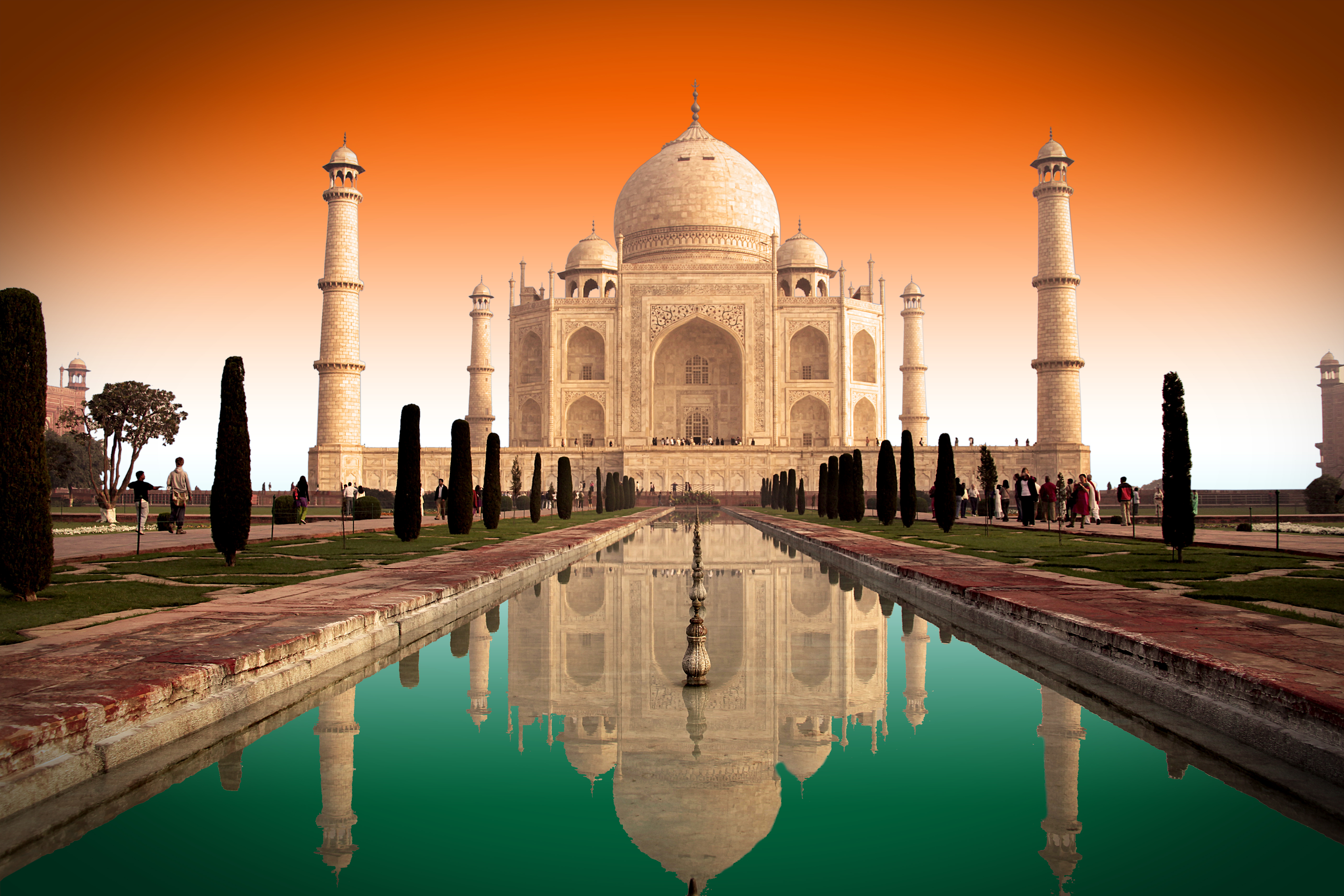 The #TajMahal is not only a stunning example of Islamic art and archit