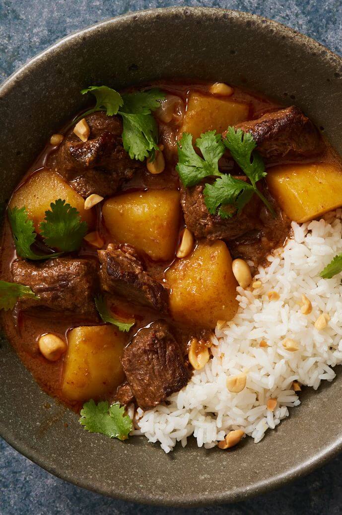 Spice of the East: Massaman Curry Delight