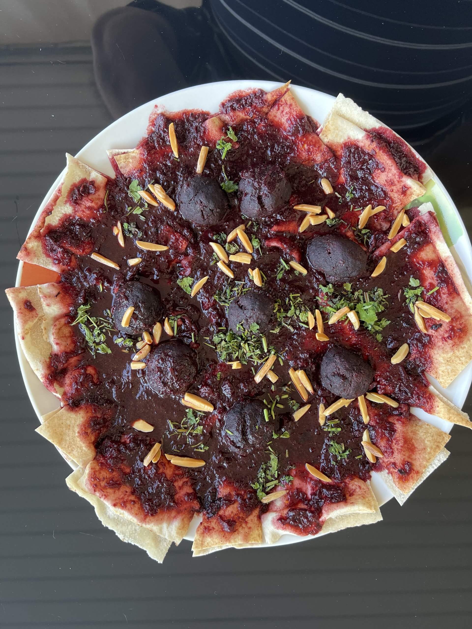 Aleppo's Finest: Fattet Karaz - A Sweet and Savory Delight