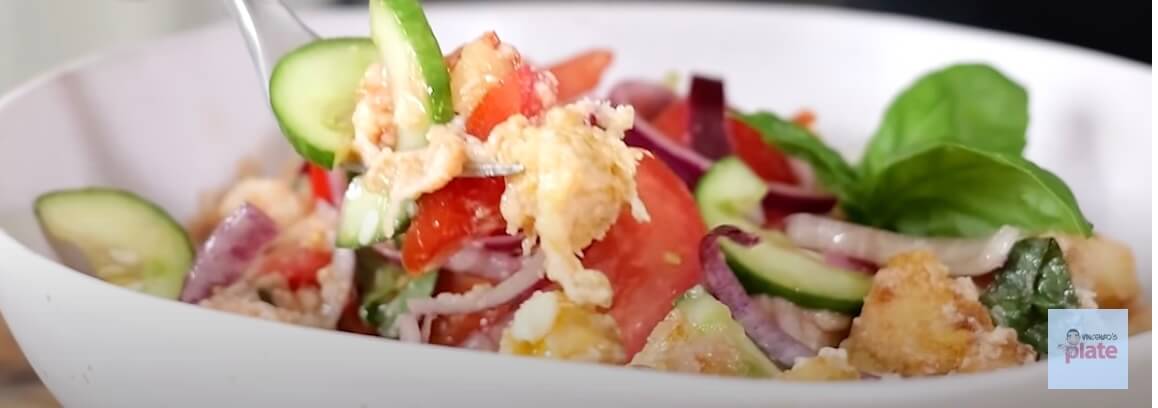 Rustic Italian Bliss: Easy Tomato and Bread Salad from Tuscany