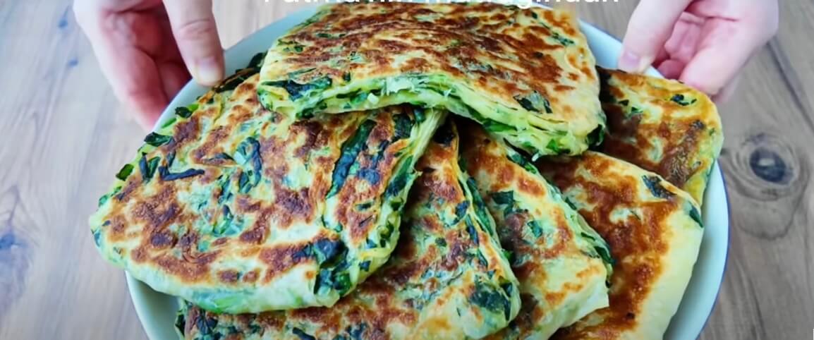 Spinach Supreme: A Multilayer Crusty Pie Delight
