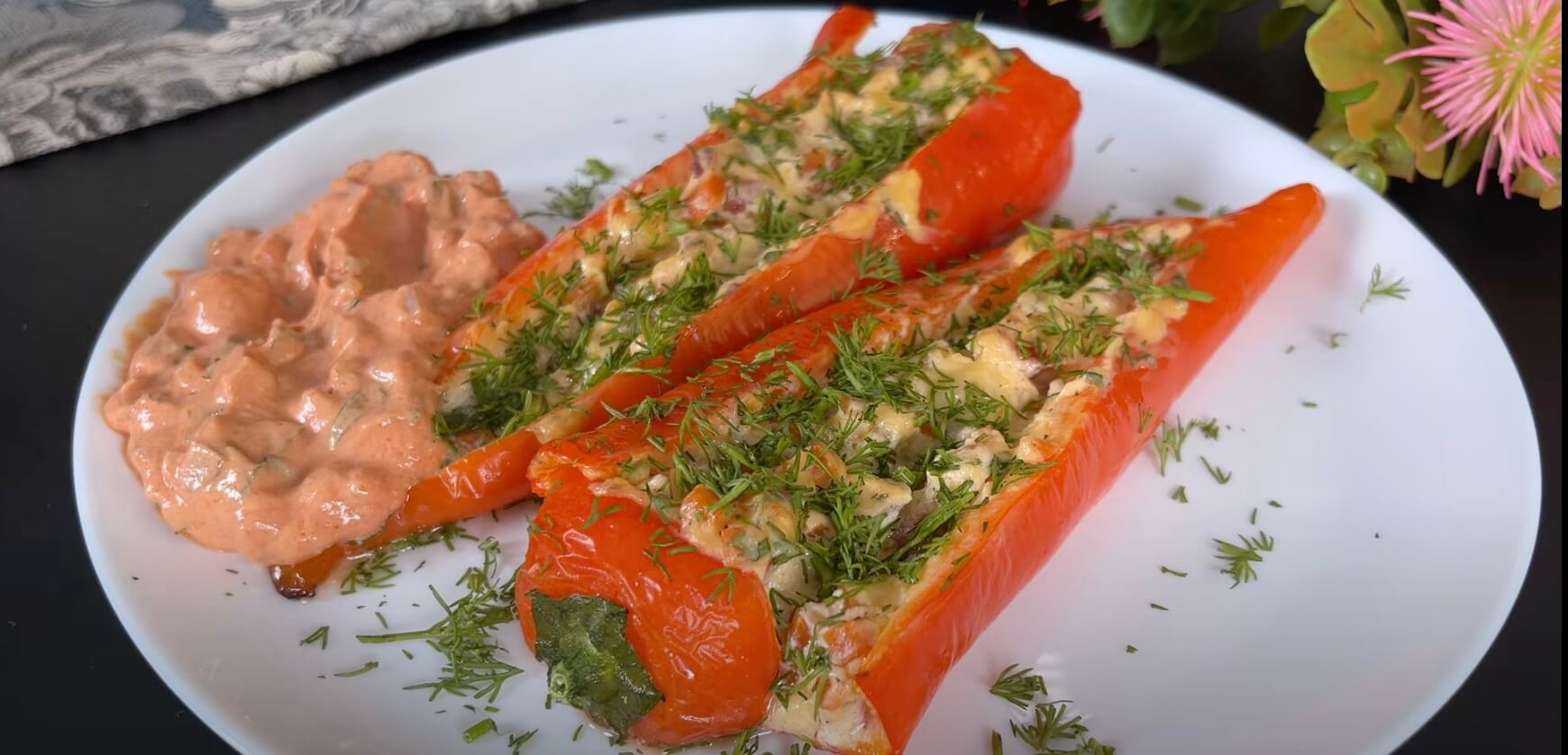 Colorful Comfort: Cheesy Baked Bell Peppers with a Zesty Kick!
