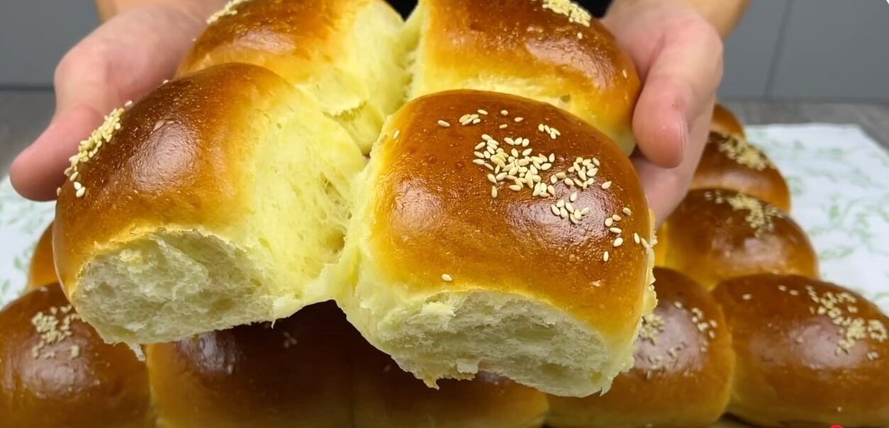 Roll with It: The Easiest Puff Pastry Roll Recipe Straight from Turkey!