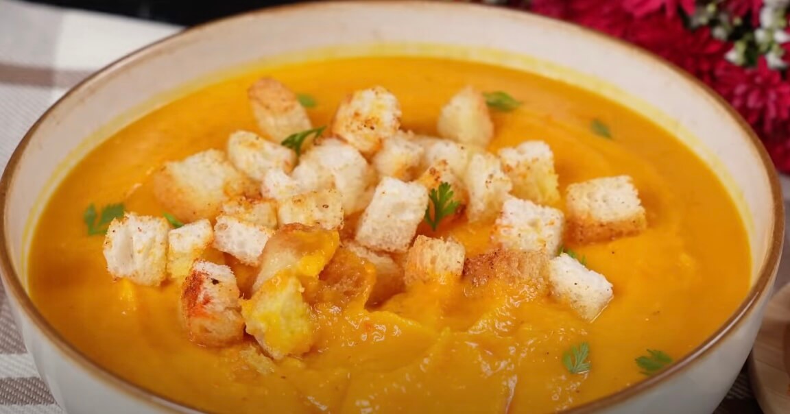 Soul-Soothing Soup: Pumpkin & Sweet Potato Delight for a Cleanse and a Glow!