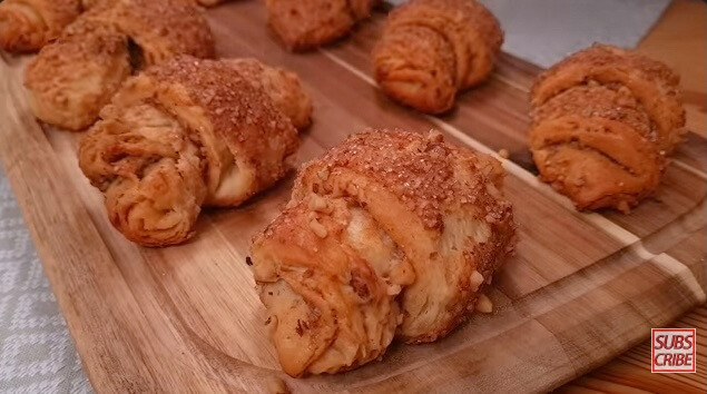 Butter & Nuts: The Perfect Croissant Duo for Your Morning!