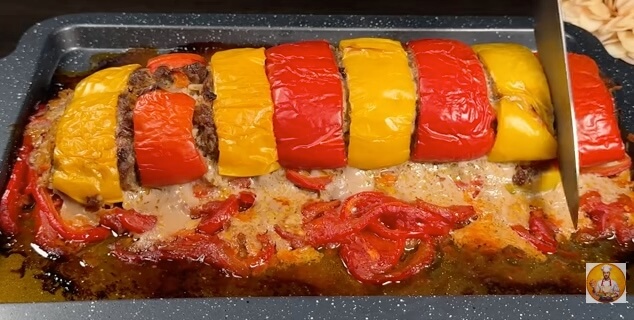 "Heritage Stuffed Peppers: A Century-Old Rice Delight!