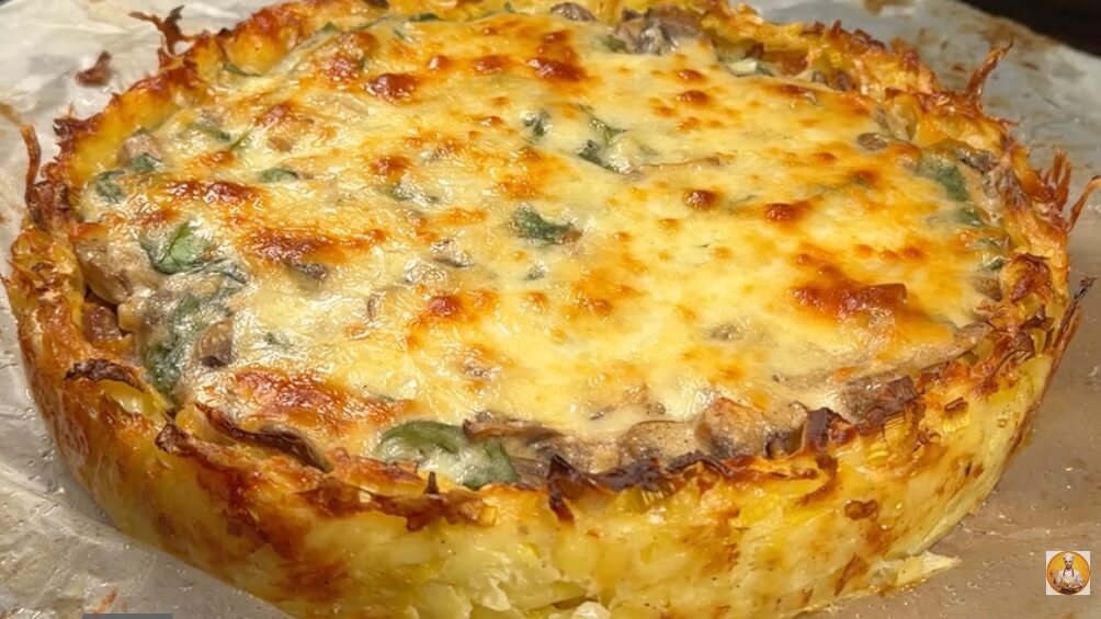 Cheesy Goodness: Potato Leek Pie with a Twist of Flavor