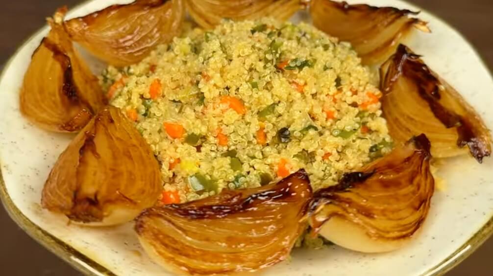 Sweet Harmony: Quinoa Meets Caramelized Onions