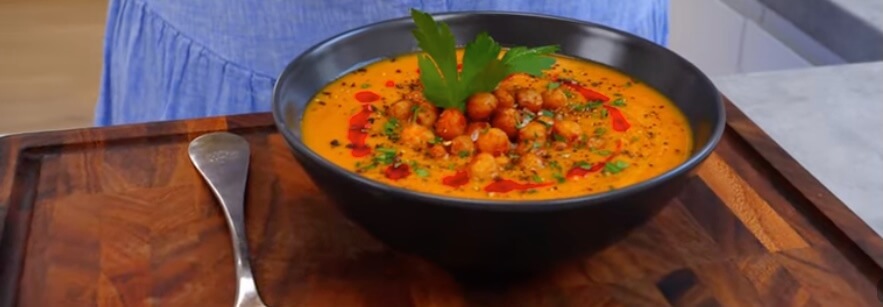 Spice & Sweet: A Sweet Potato Soup Adventure with Chili Oil and Crispy Chickpeas