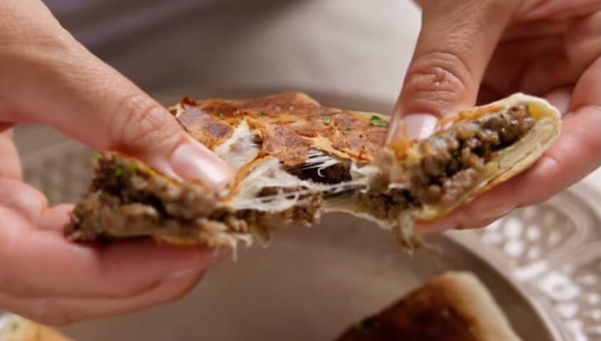 Tortilla Temptations: Crispy Ground Beef & Gouda Wraps!