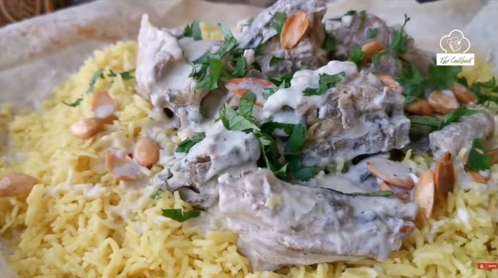 Spice Up Your Table: Authentic Jordanian Mansaf with a Creamy Twist!