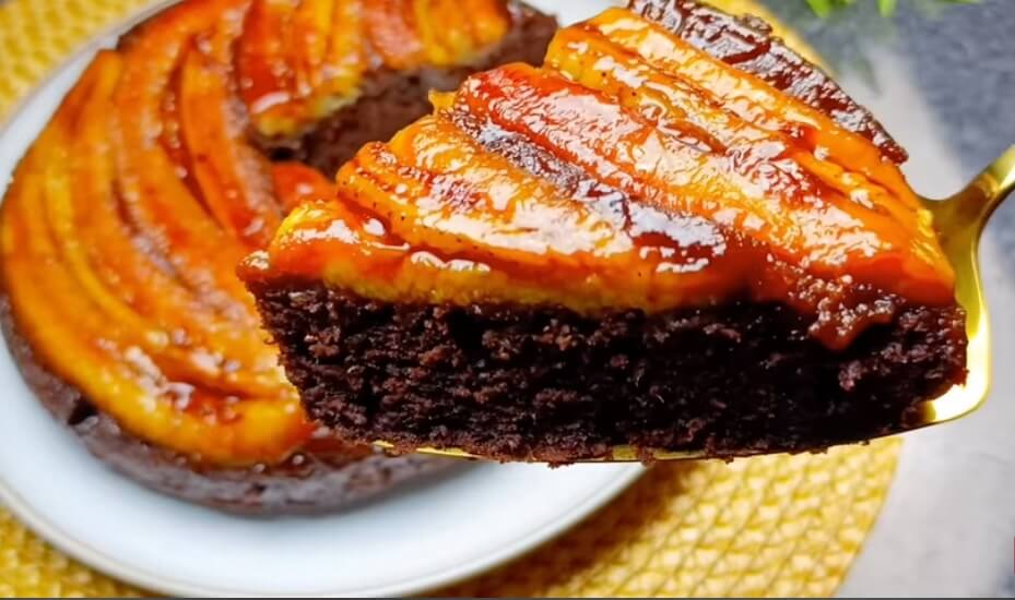 Heavenly Caramelized Banana Chocolate Cake: A Slice of Paradise