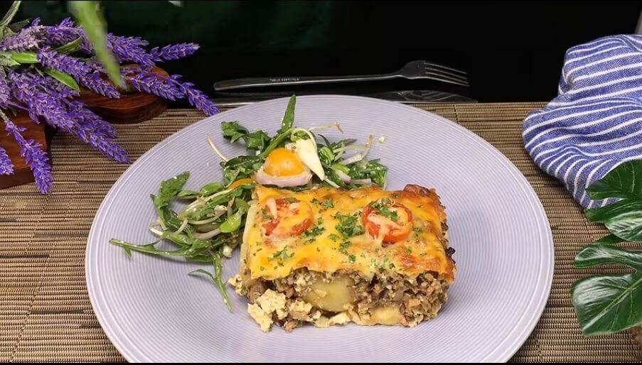 Layered Love: Creamy Potato Beef Gratin Extravaganza