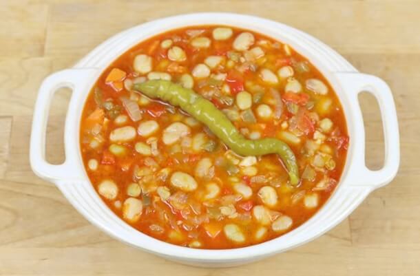 Spanish Sunshine in a Bowl: Smoky White Bean Stew
